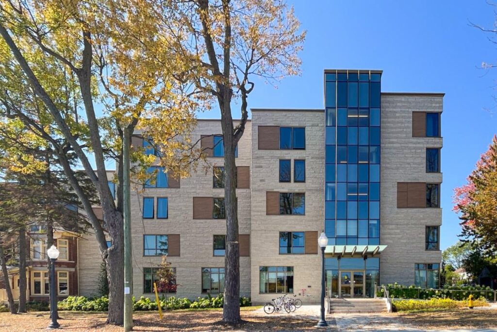 queen's university