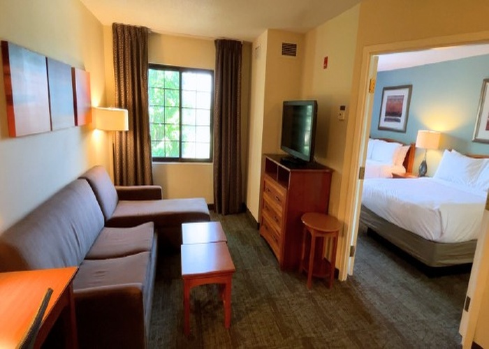 TAIE 기숙사 거실