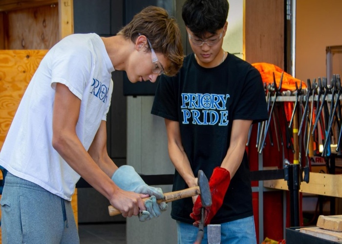 Woodside Priory School 수업시간