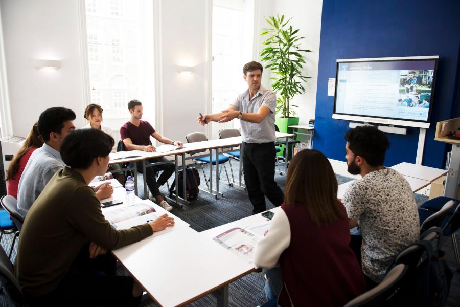 kaplan-english-school-london-photo-gallery-1