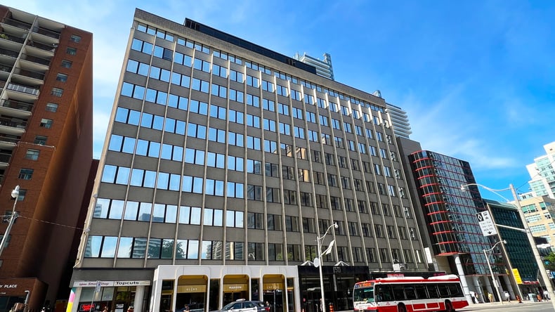 upper-madison-college-umc-toront building
