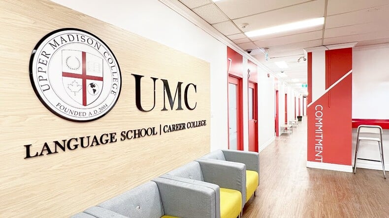upper-madison-college-umc-toront lobby