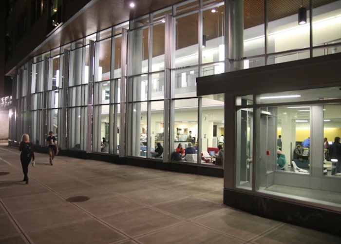 메사추세츠 주립대 로비