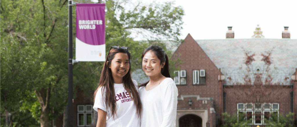 맥마스터 대학 홍보 사진