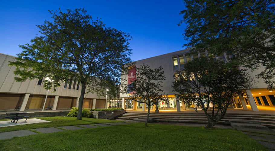 퀸즈대학교 야경