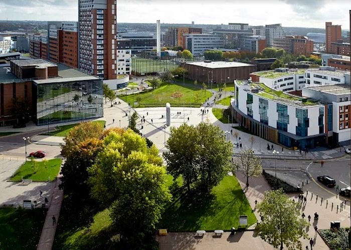 아스톤대학 약대