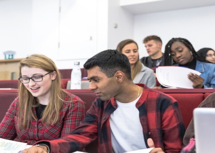 아스톤대학 강의실