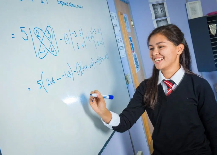 Cardiff Sixth Form College 3
